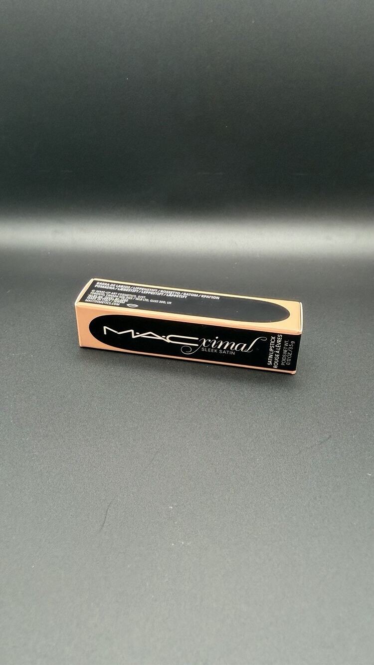 MAC Ximal Sleek Satin Lipstick 0.12 0Z /3.4g Crème D’NUDE